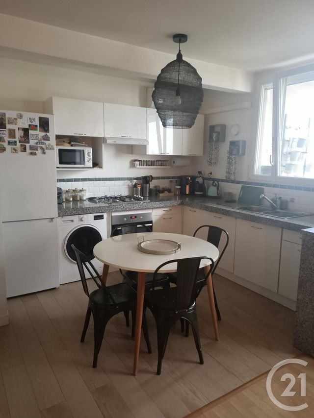 Appartement F3 à vendre - 3 pièces - 63.62 m2 - CHILLY MAZARIN - 91 - ILE-DE-FRANCE - Century 21 Agence Du Centre